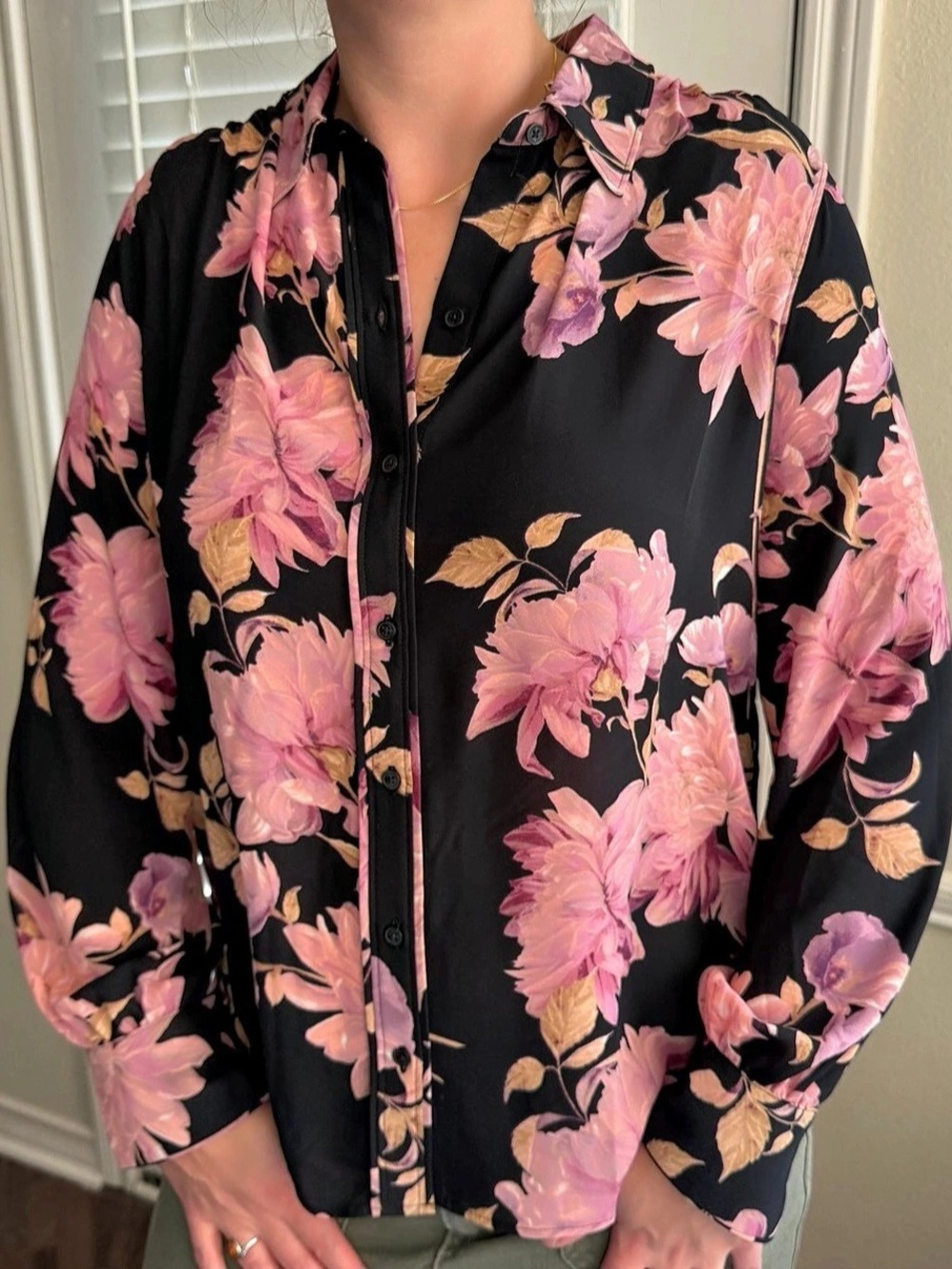 Floral Button Down Shirt in Black & Pink Like New